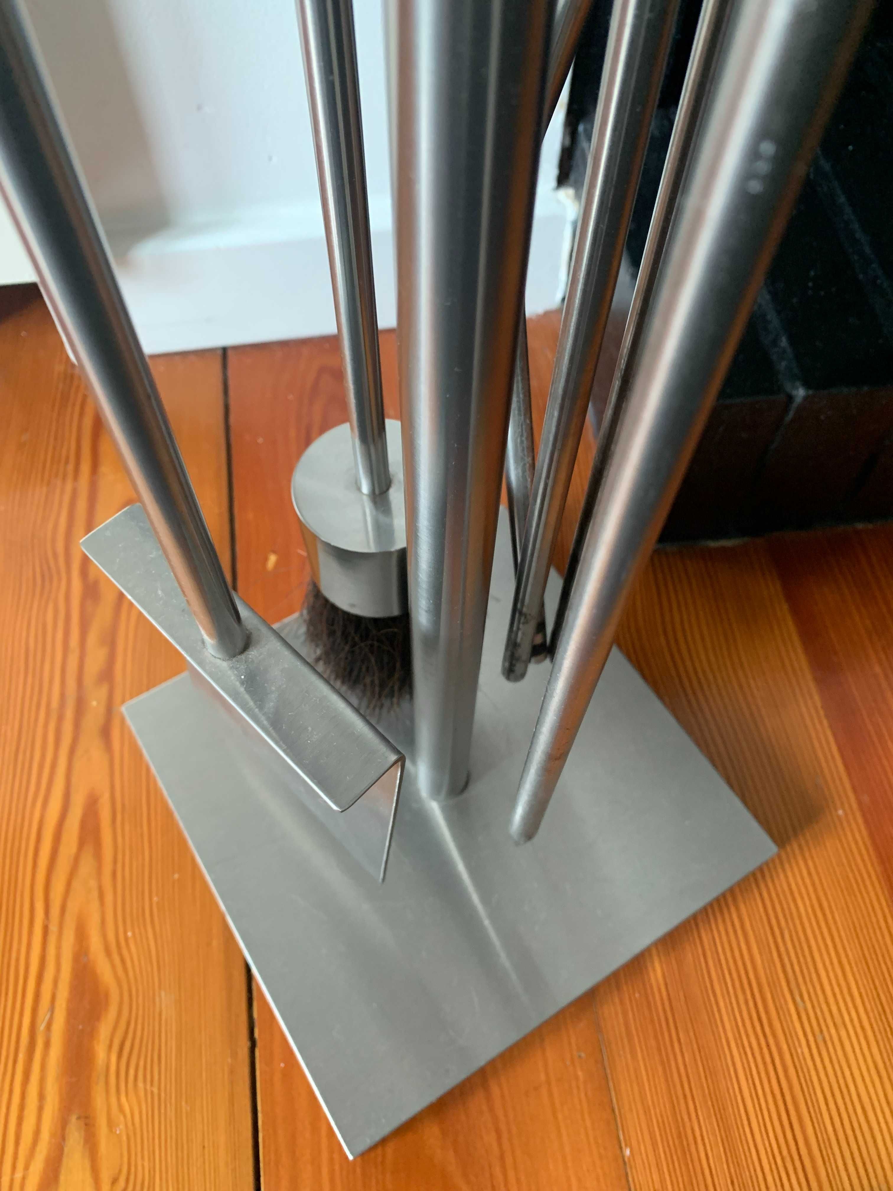 Conjunto de Utensílios para Lareira em Aço (quase novo)