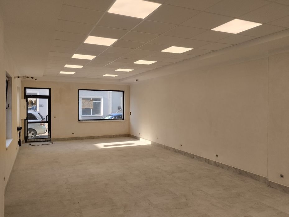 Wynajmę lokal usługowo/handlowy, 73,50 m2 wraz z ogródkiem .