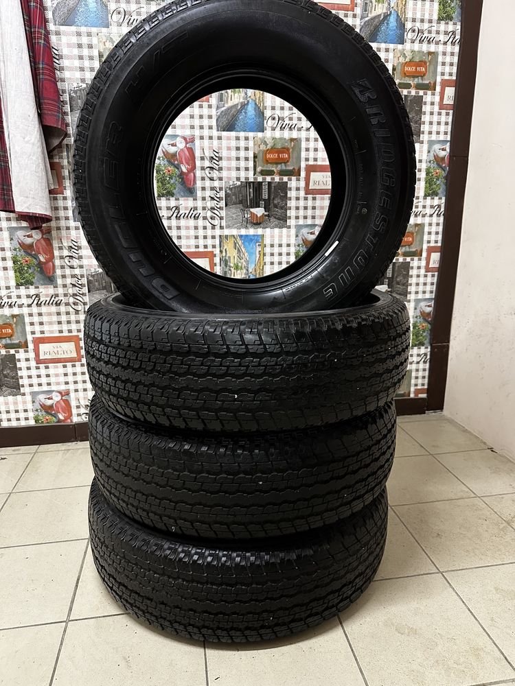 Шини Bridgestone Dueler H/T T 840 255/70/18