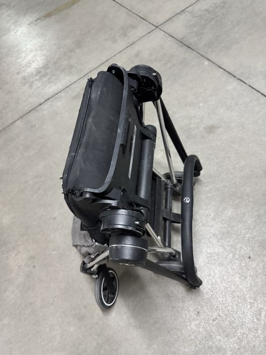 Cybex Mios (Chassi + Assento) Carrinho Bébé