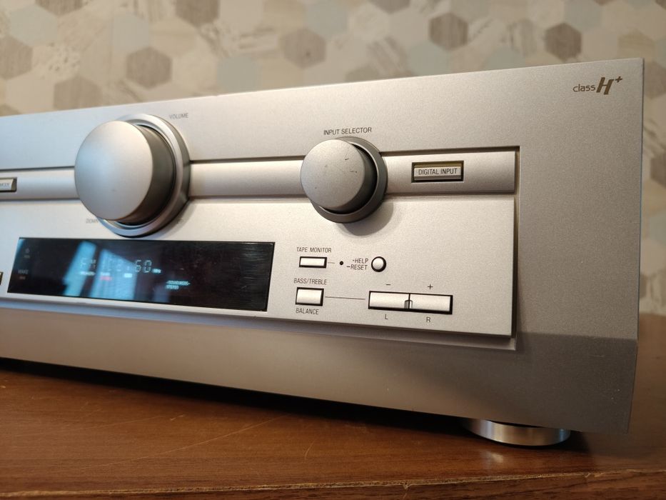 Amplituner Panasonic SA-HE7 5.1