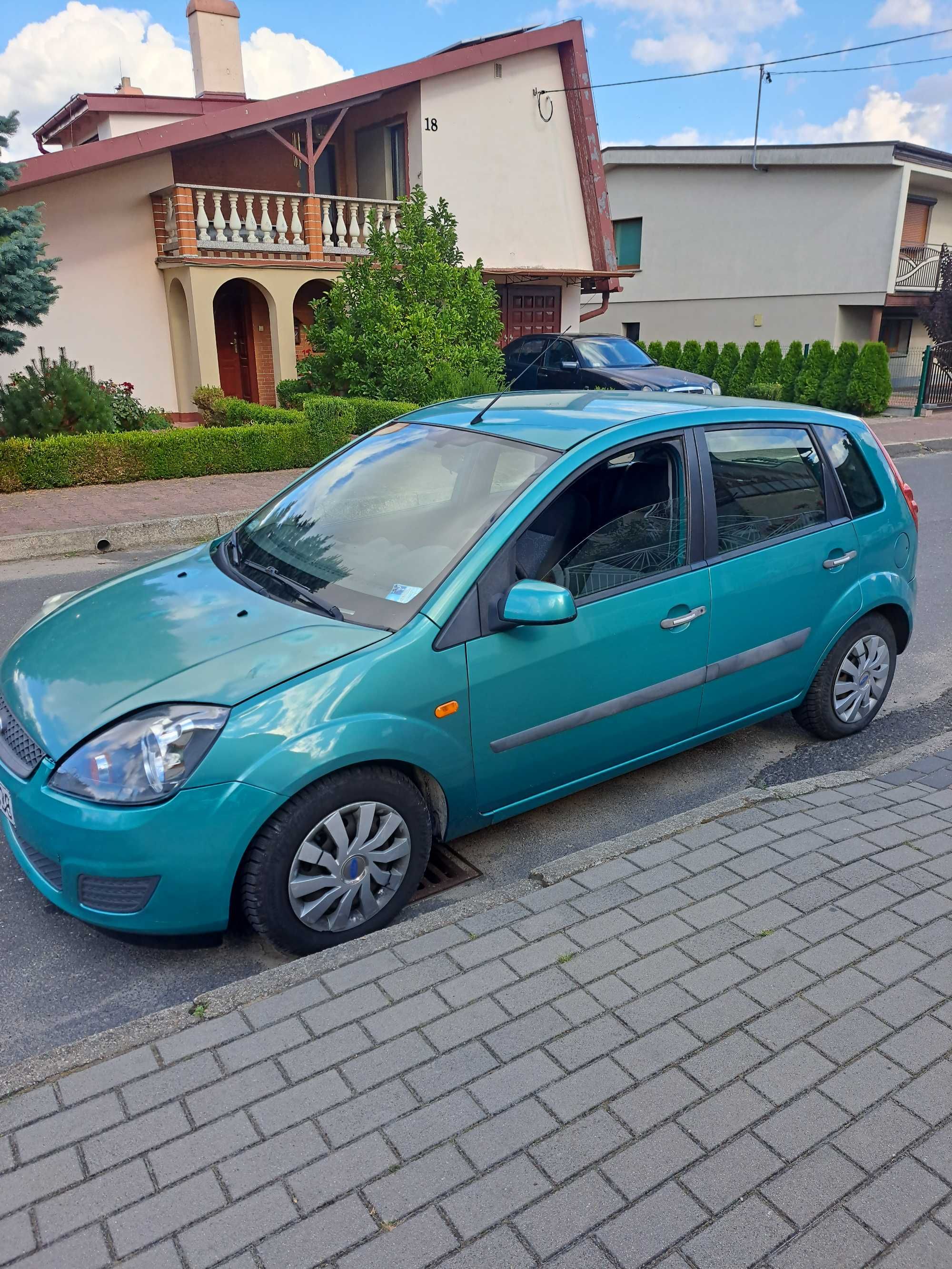 Ford Fiesta 1.3 benzyna Klimatyzacja