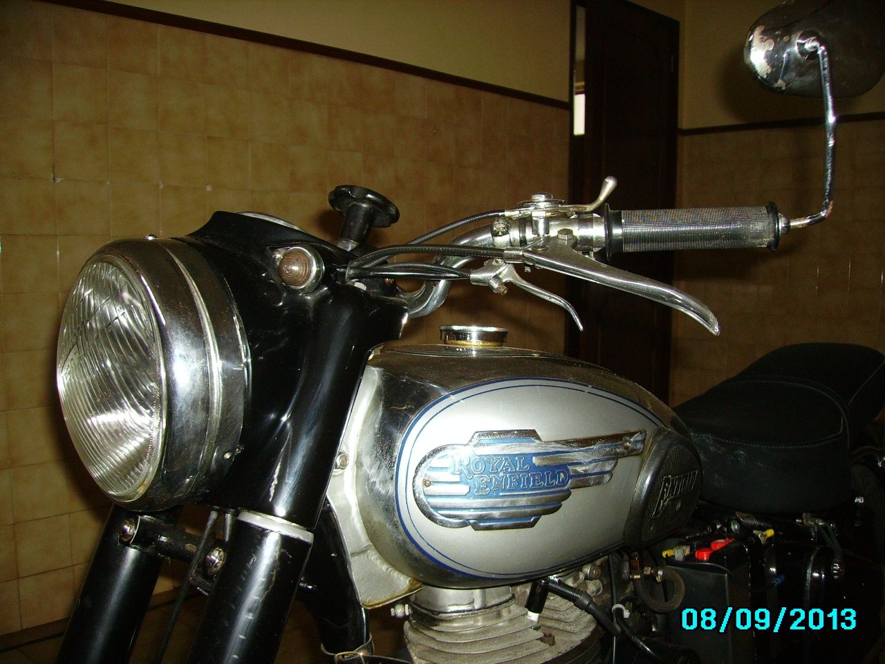 Mota Royal Enfield