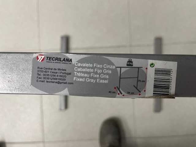 Cavalete Fixo cinza/preto 75Cm da marca TECRILANA