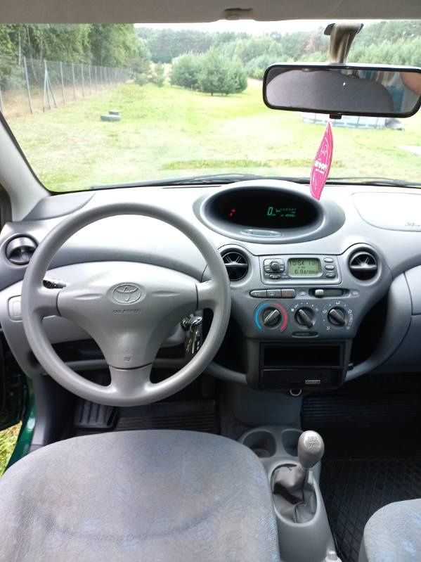 Toyota Yaris 1.0