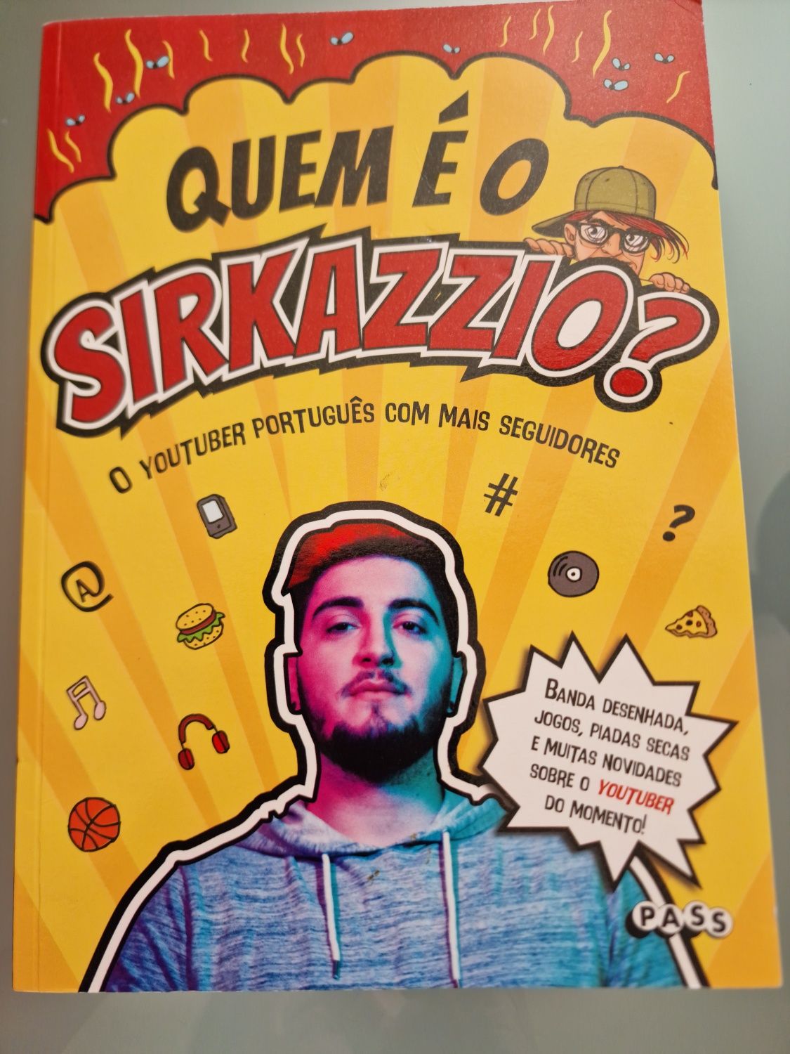 Livro quem é o sirkazzio?
