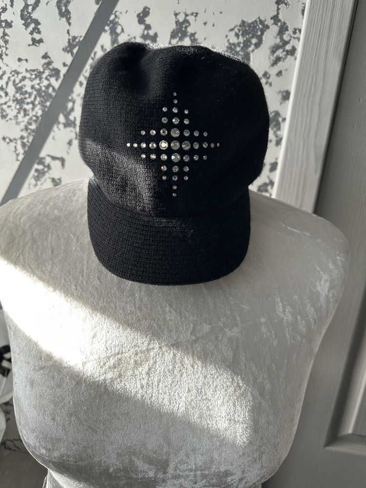 Шапка кепка Swarovski