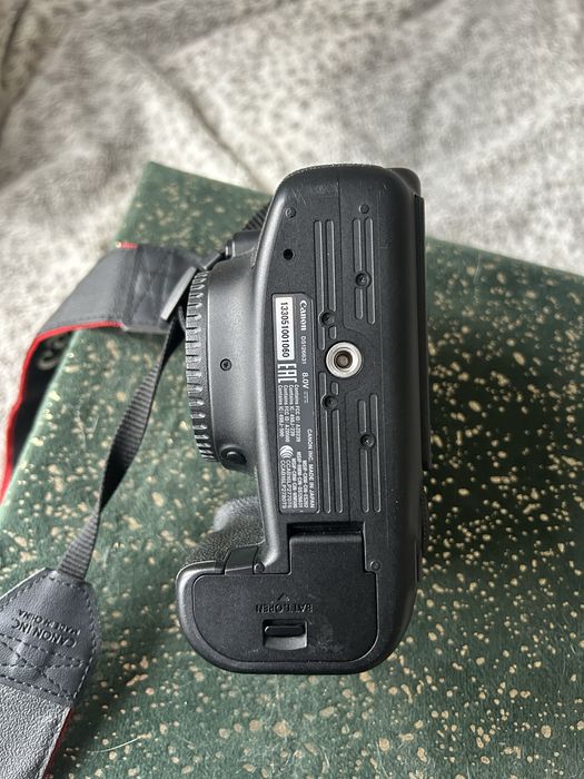 Okazja Canon EOS 6D Mark II