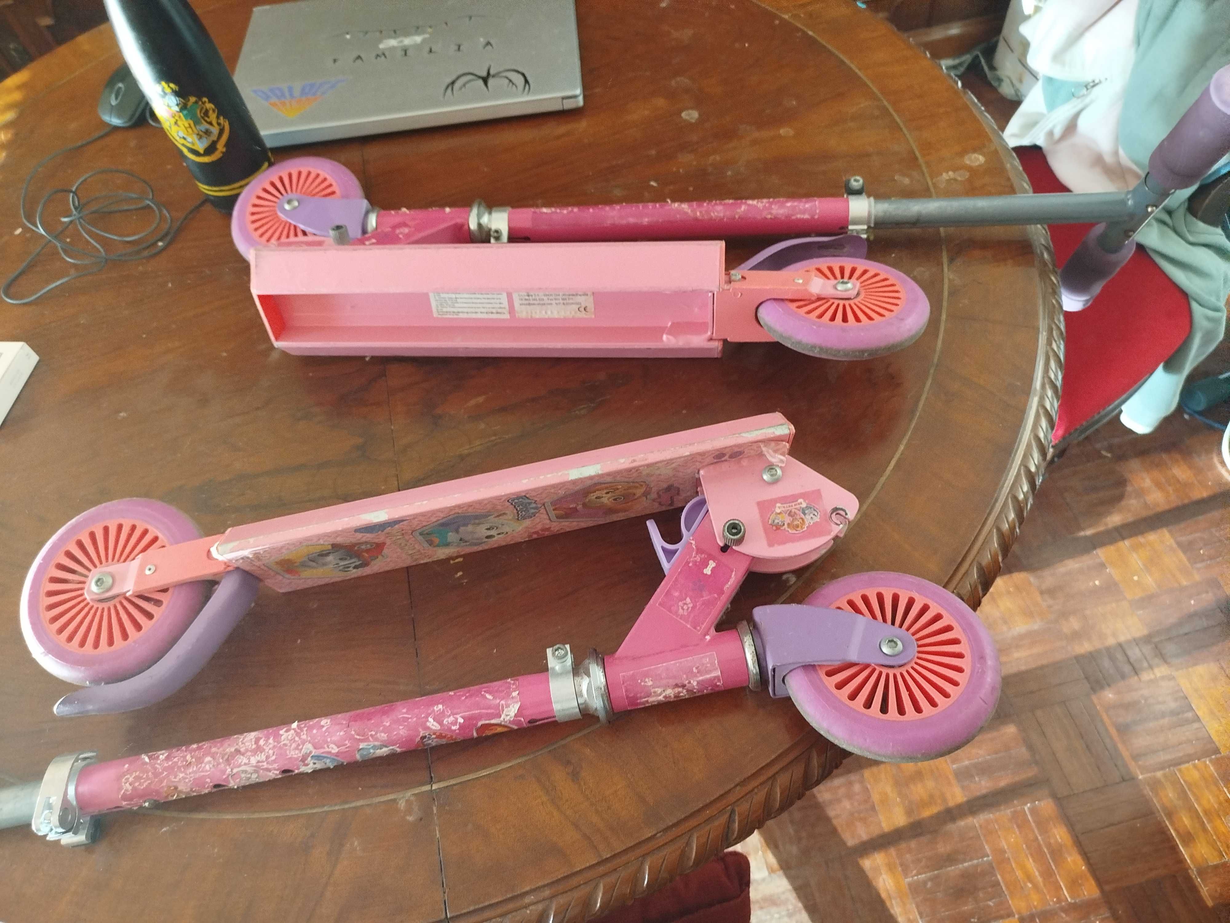 vendo duas trotinetes da patrulha pata cor de rosa