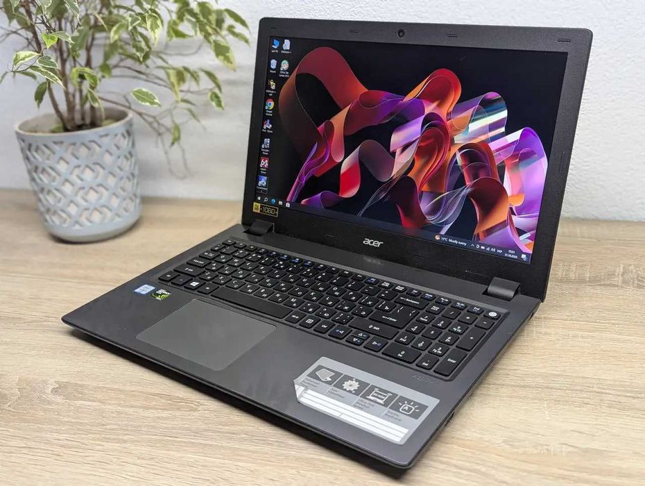 Игровой 15.6 Full HD Core i5-6300HQ 16GB DDR4 GTX  950 2Gb SSD256Gb