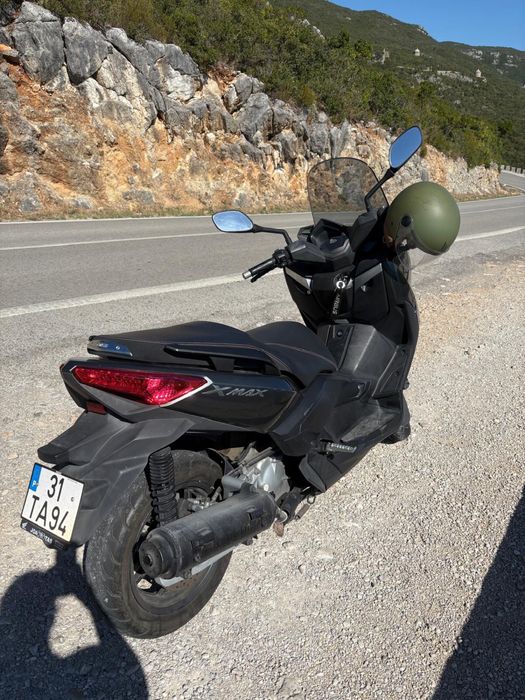Mota yamaha xmax 125
