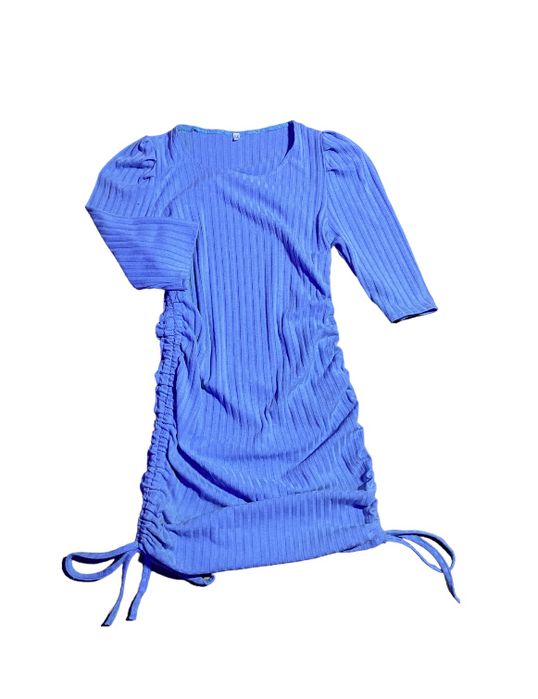 плаття в рубчик с затяжками