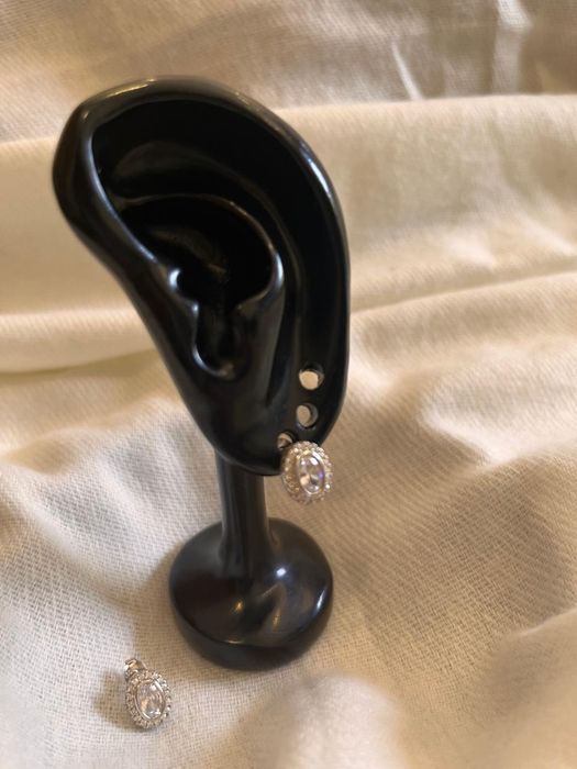 Brinco zirconia folheado prata 925, semijoia de qualidade.