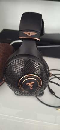 Headphones, auscultadores focal radiance bentley closed back excelente