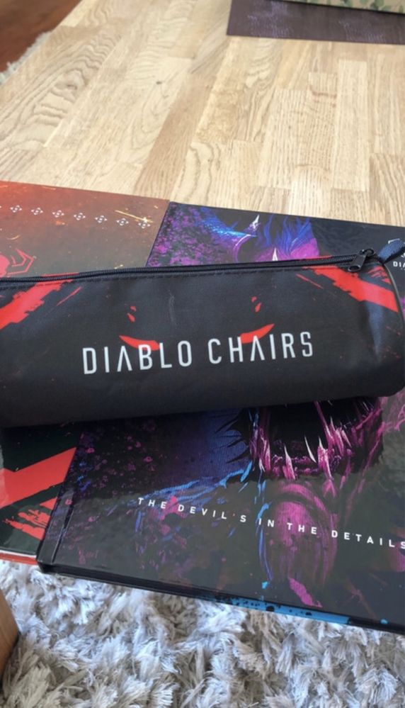 Zestaw szkolny Diablo Chairs Nowy !