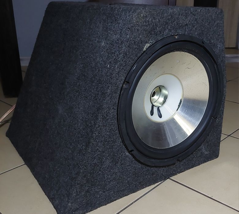 Wzmacniacz MAGNAT combat 4000 + woofer
