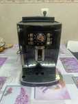 Máquina de café delonghi magnifica s