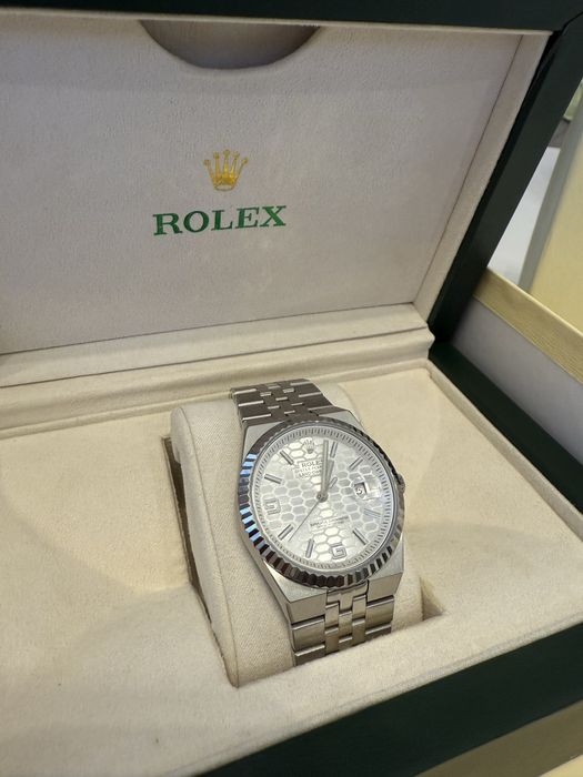 Rolex Land dweller