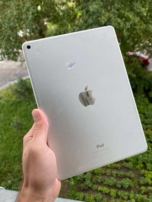 Планшет iPad Air 2 16GB А1566 ICloud (Пароль)
