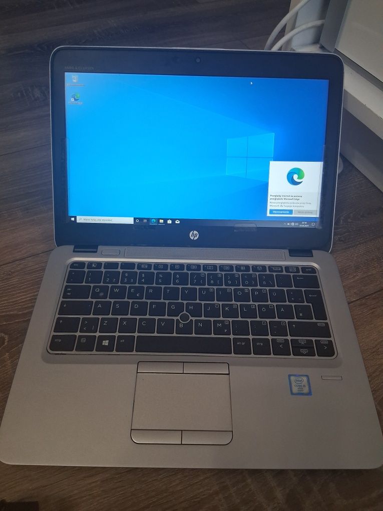 hp 820 g3 elit book i5