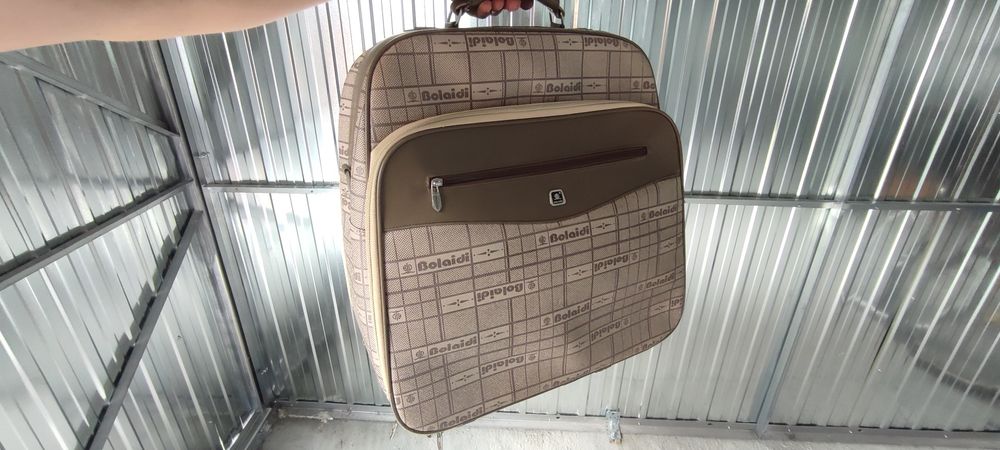 Elegancka walizka turystyczna torba plecak