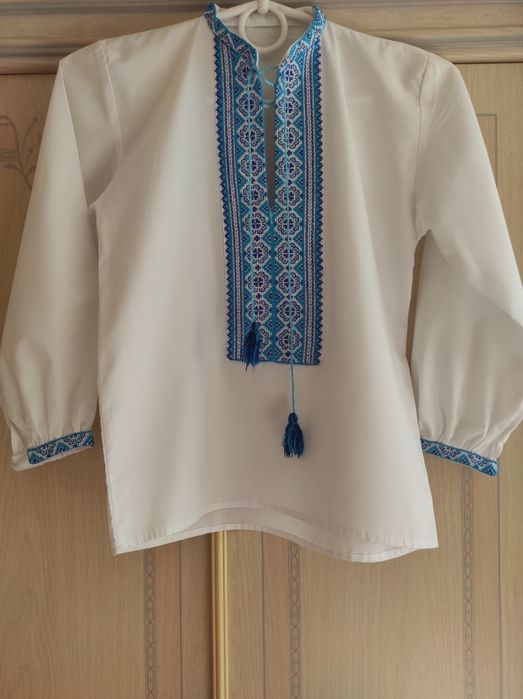 Вишиванка на хлопчика 8-10 років