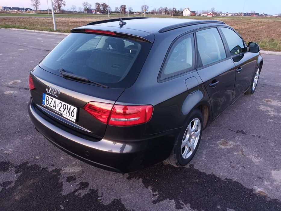 Audi A4 B8 2.0 TDI CR Xenon Led Skóra
