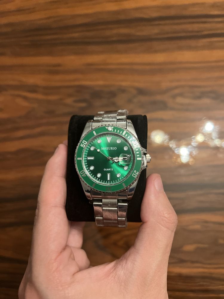Relógio Verde de Quartz