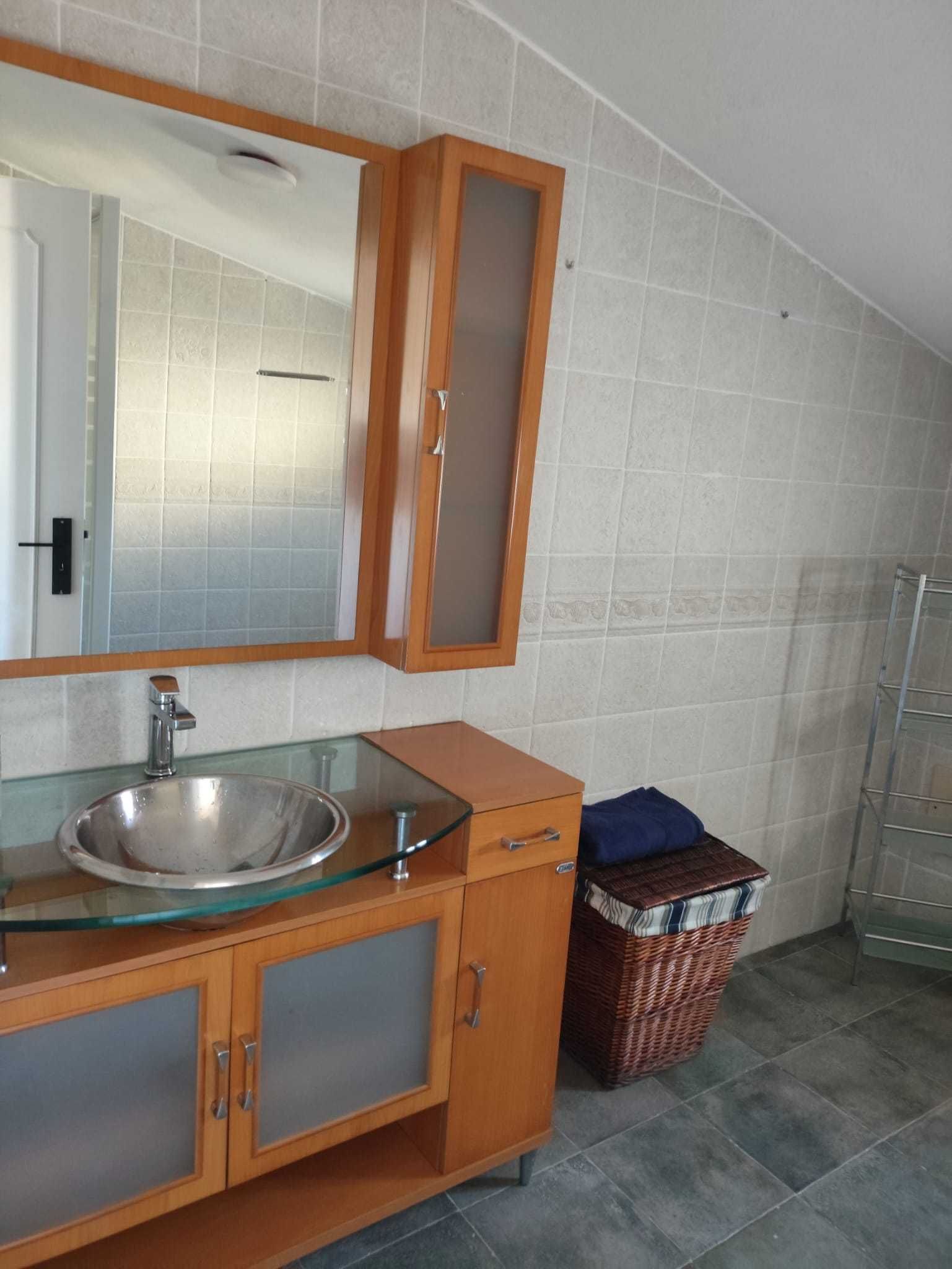 Moradia com Piscina em Brejos de Azeitão - Venda Directa