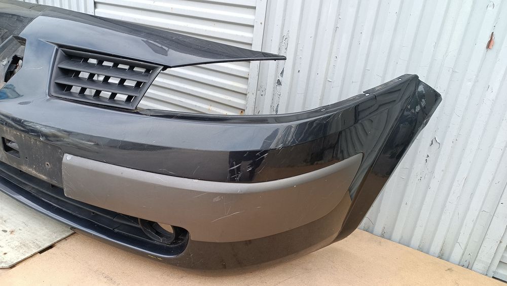Vendo parachoque de frente Renault Megane 2 ano 2002/08