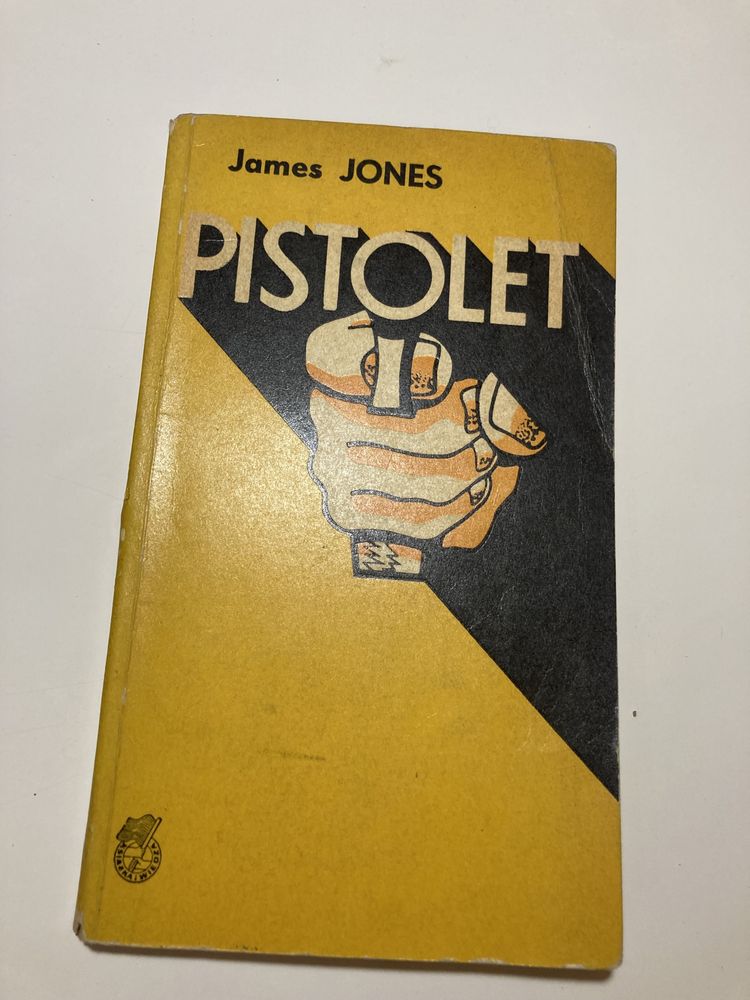 Pistolet- James Jones