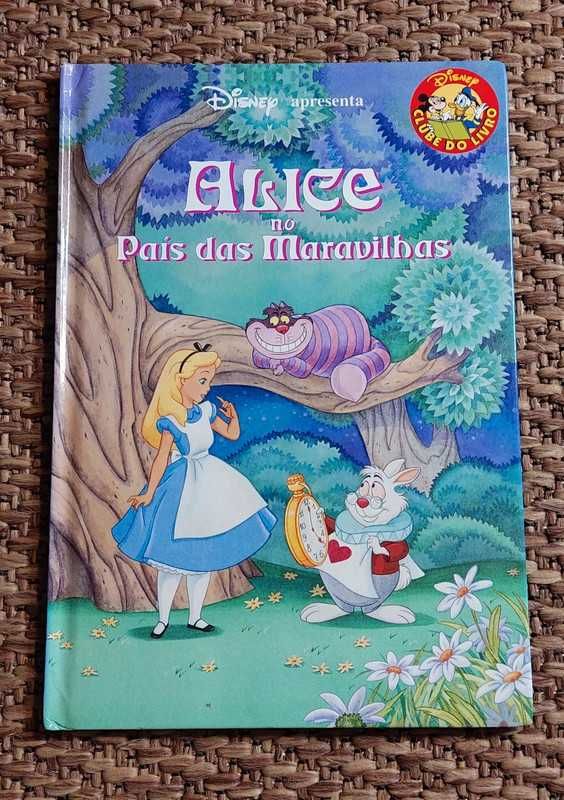 Livro Alice nos País das Maravilhas
