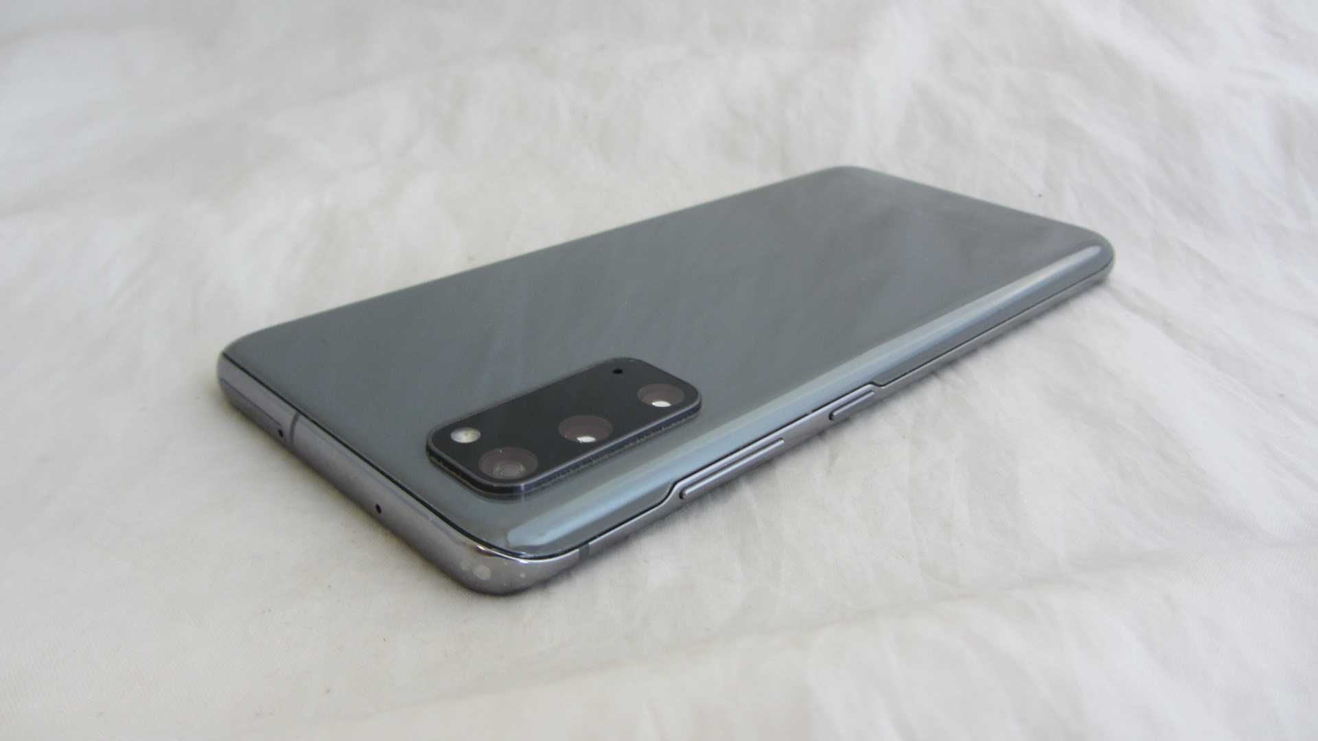 Samsung Galaxy S20 (SM-G980FZAD) Gray