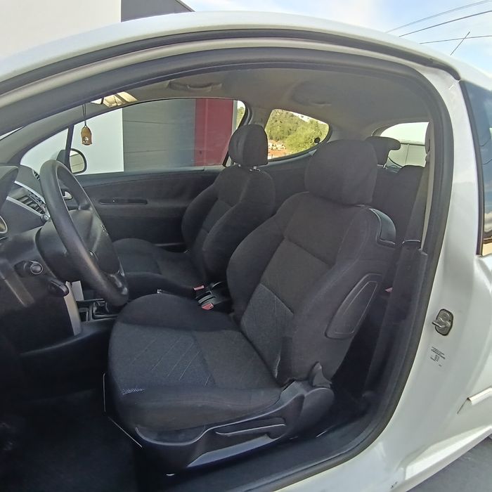 Peugeot 207 HDI 5Lug