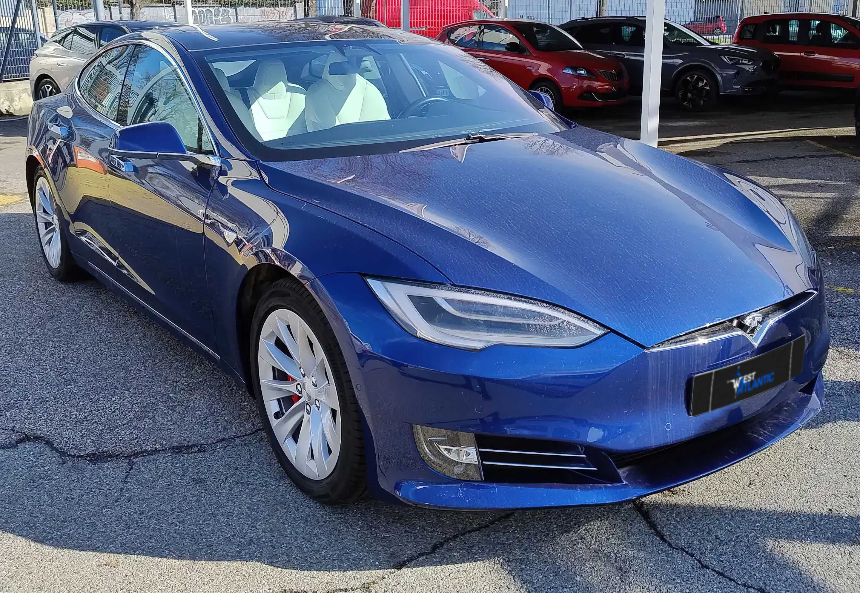 Tesla S 2020 Blue