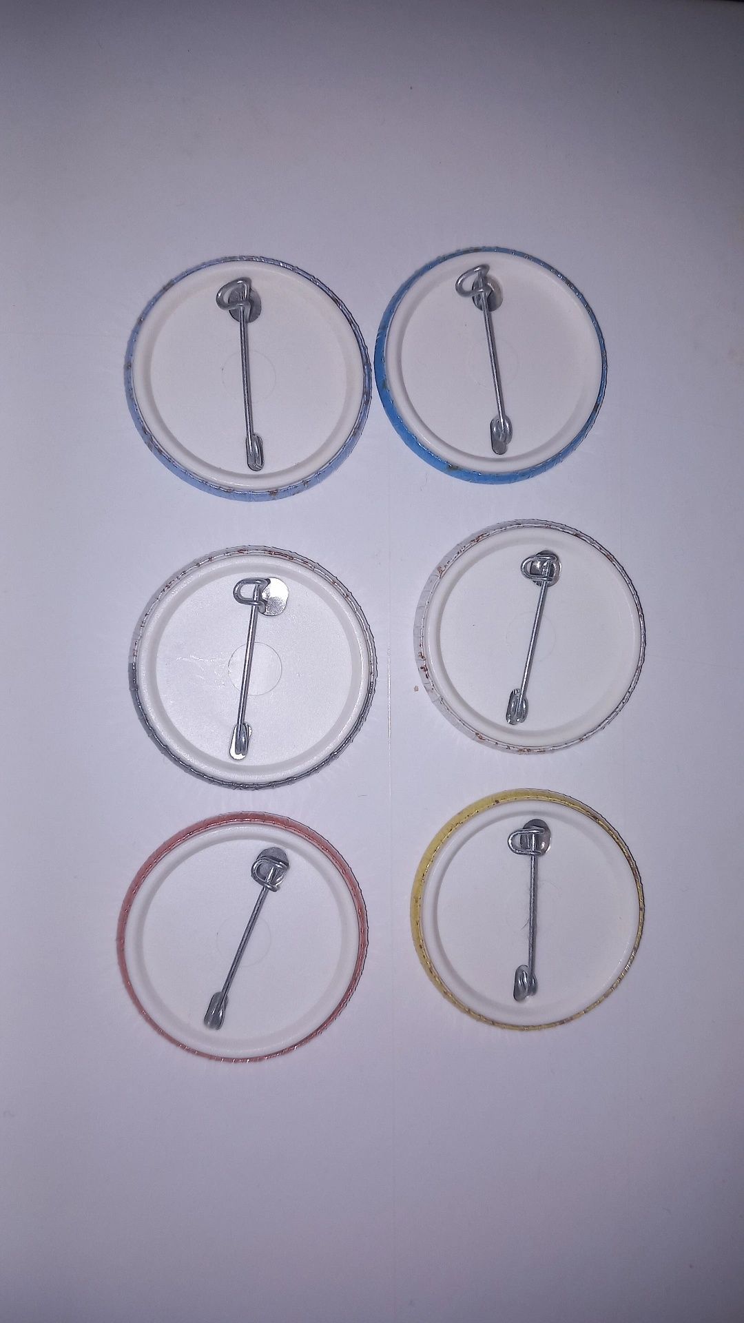 Pinos BTS variados