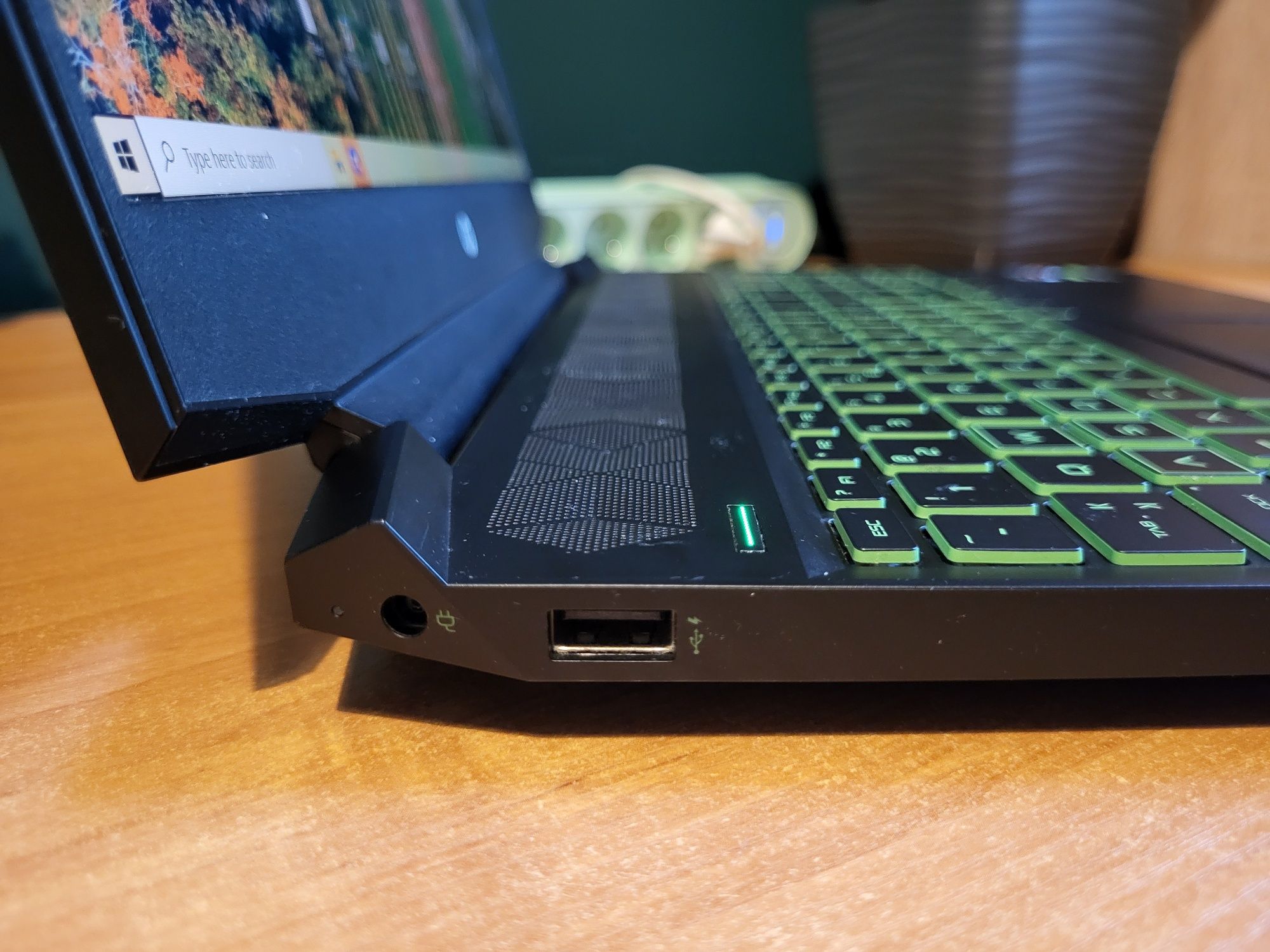HP Pavilion Gaming 15 + mysz SteelSeries i podkładka