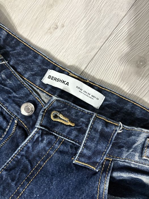 jeansy bershka 42
