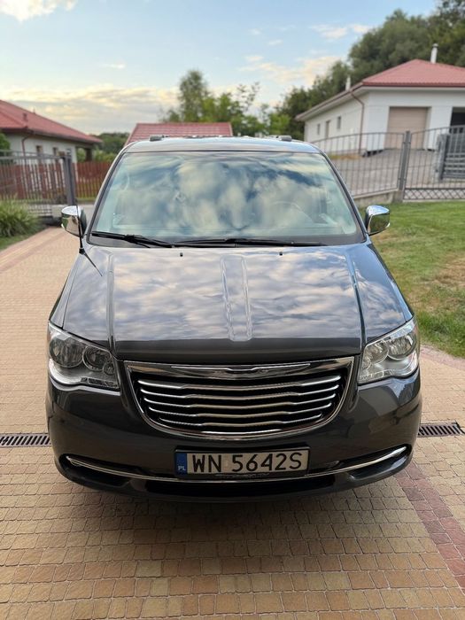Chrysler Town & Country Chrysler doinwestowany
