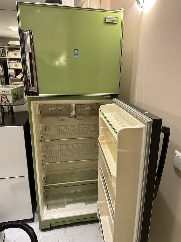 Холодильник японский Snaige