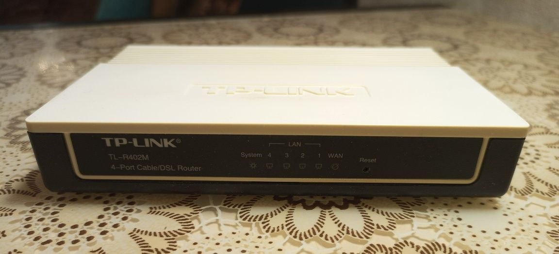 Маршрутизатор TP-Link модель TL-R402 M