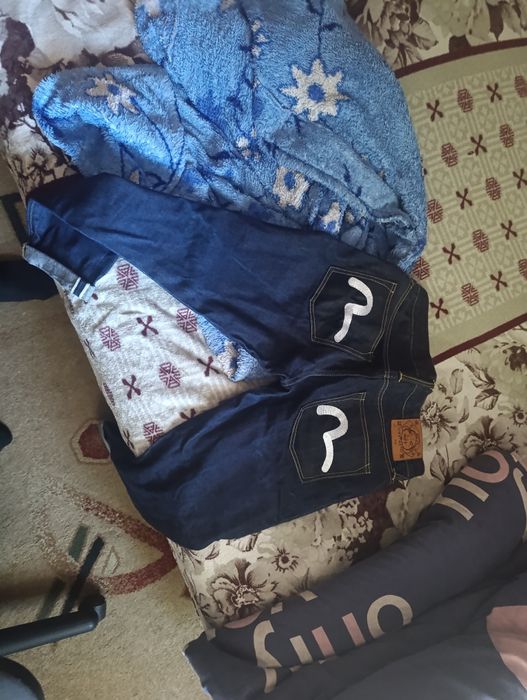 Джинсы Evisu, прямые