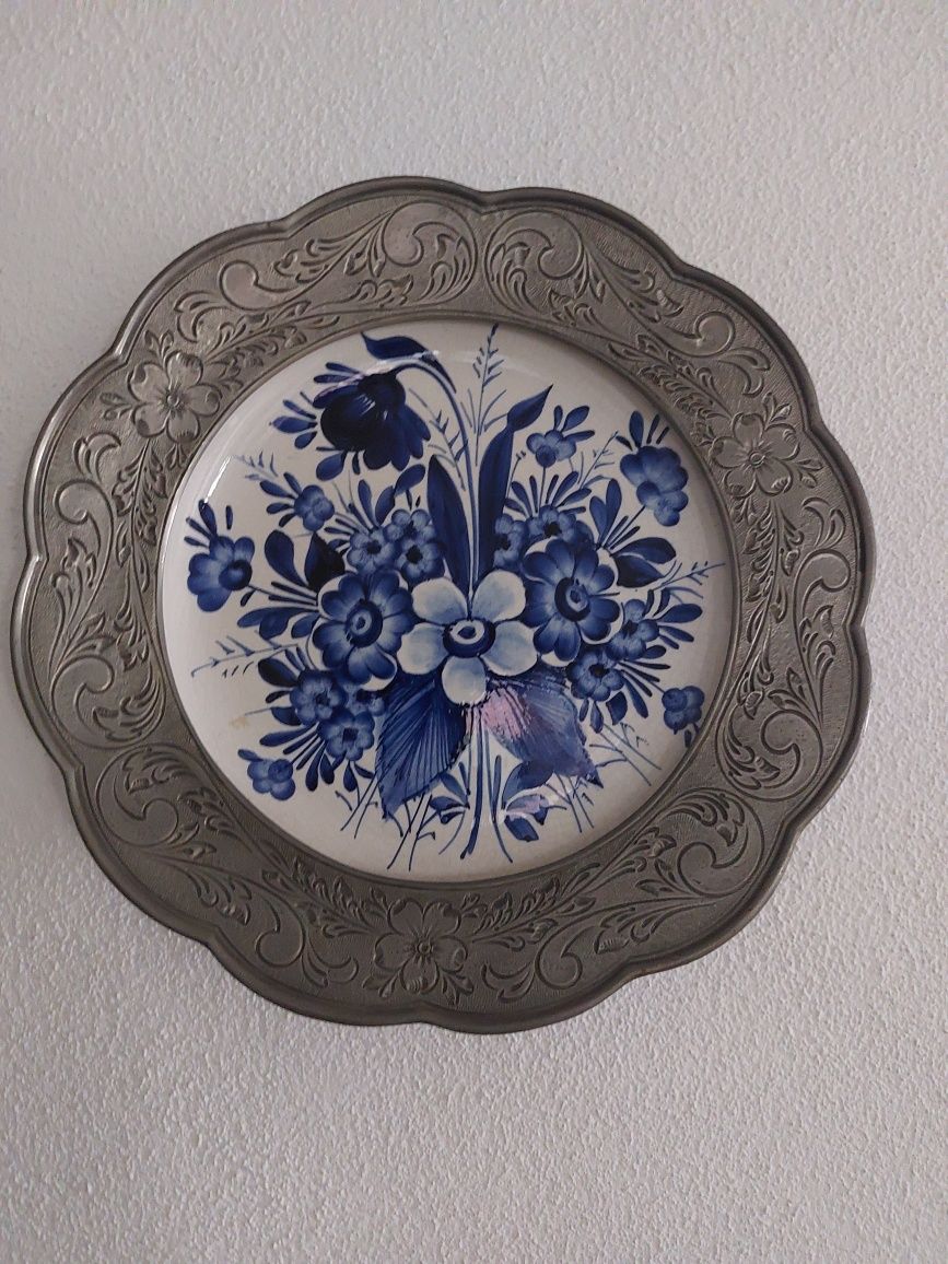 Prato antigo porcelana em estanho decorativo antigo