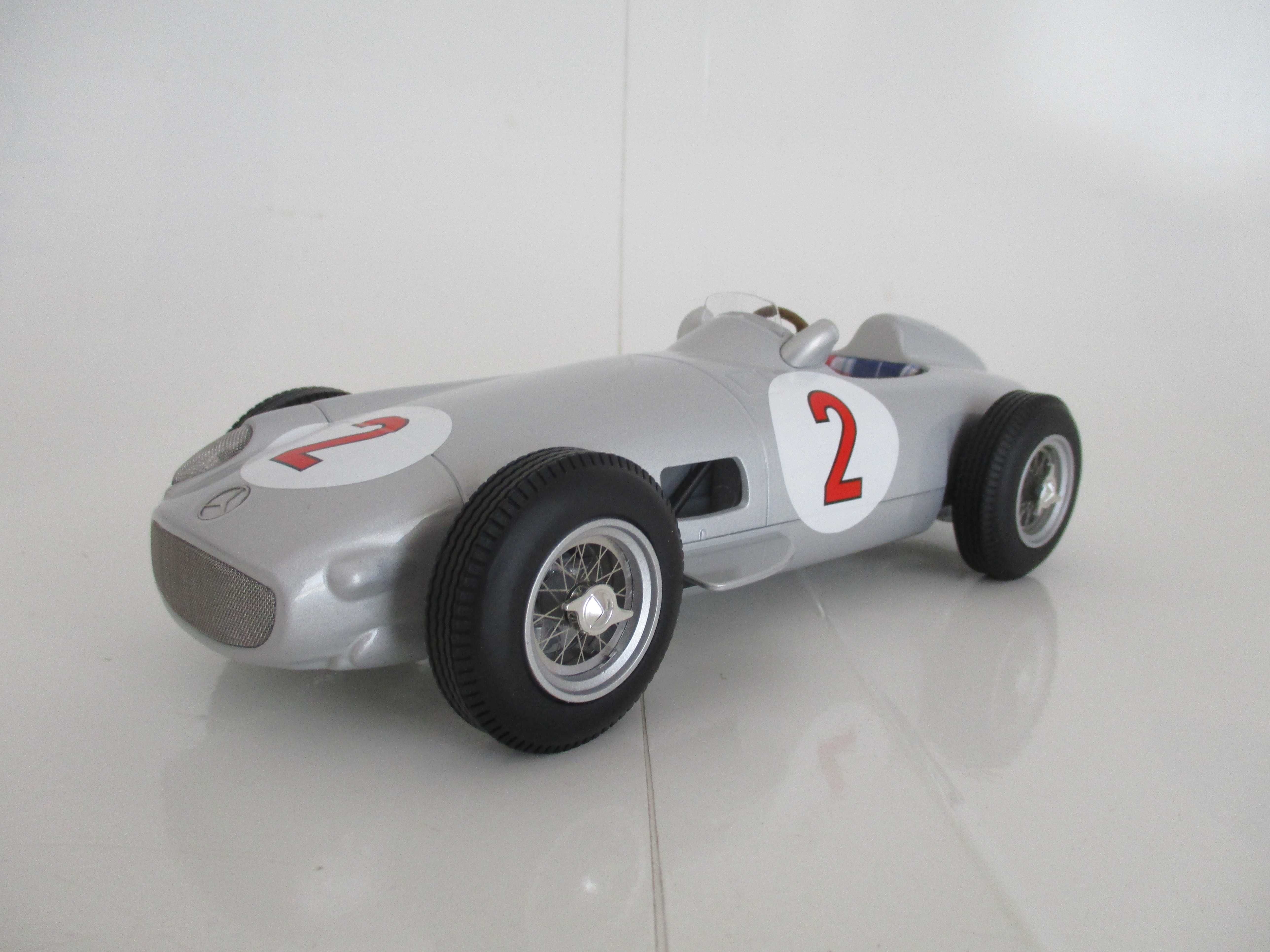 Miniatura MERCEDES-BENZ W196 
Formula  1