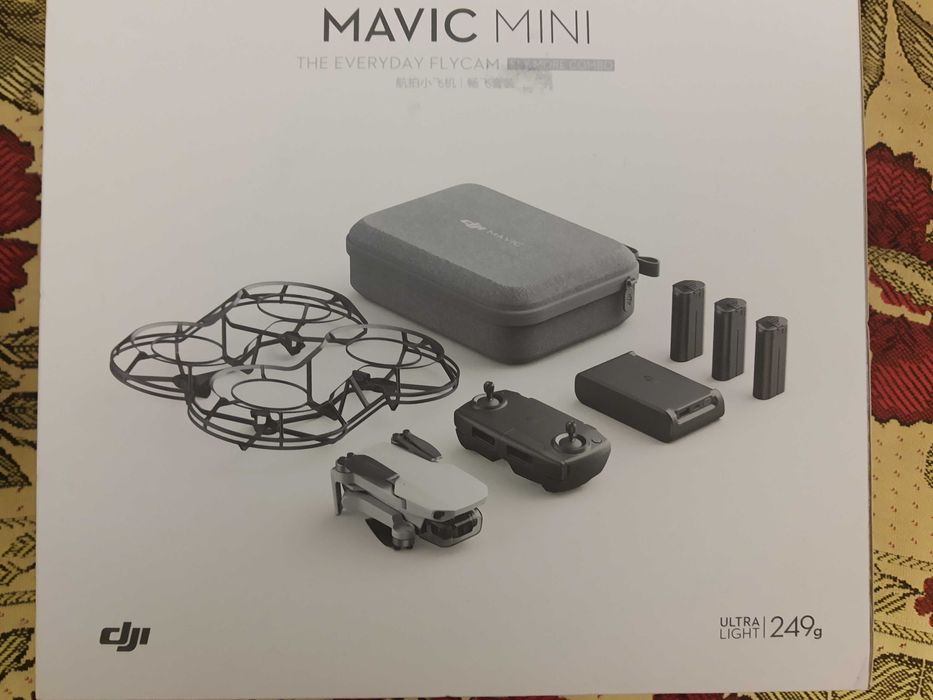 Квадрокоптер DJI Mavic Mini Fly More Combo
