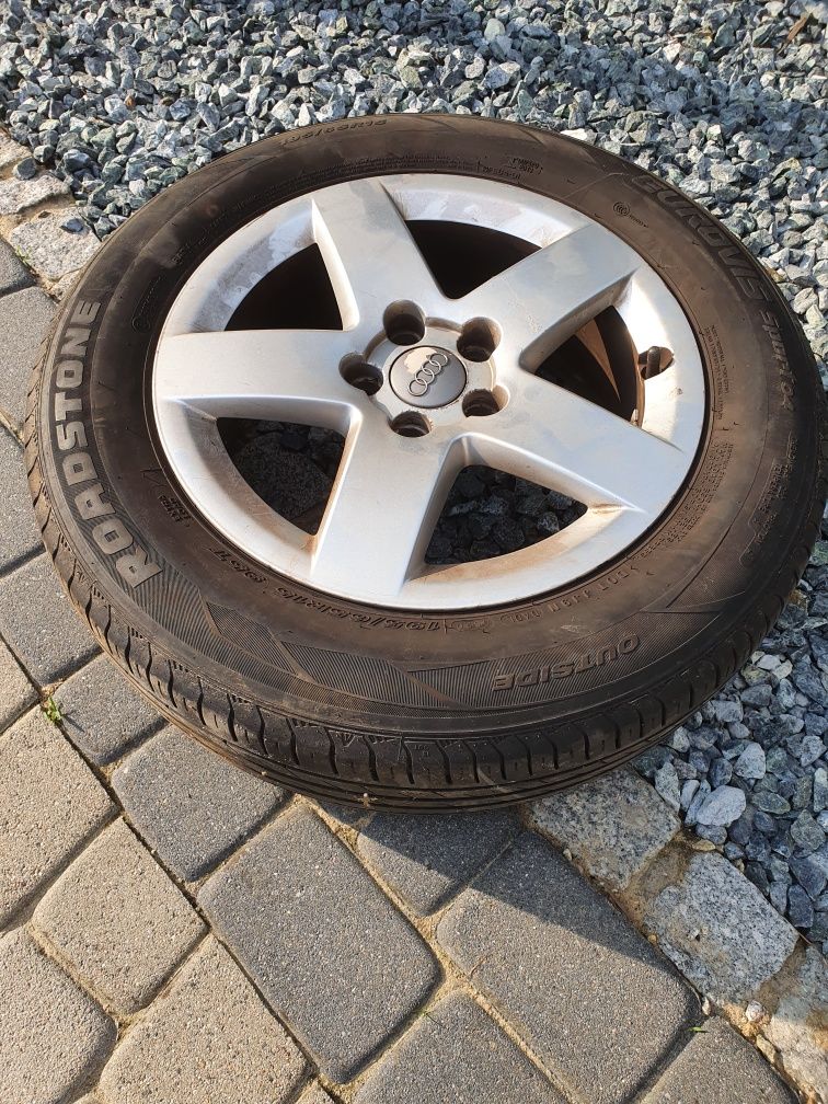 Sprzedam felgi 15 od audi wraz z oponami