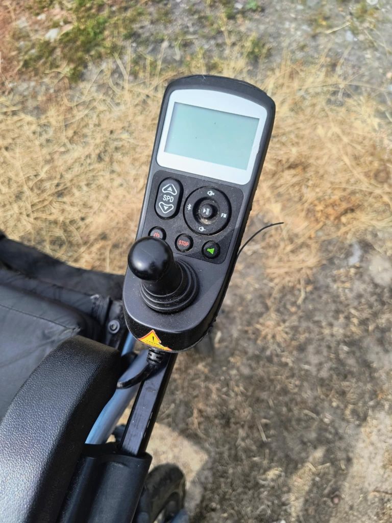 Elektryczny Wózek Inwalidzki Model DY01109 Gabi