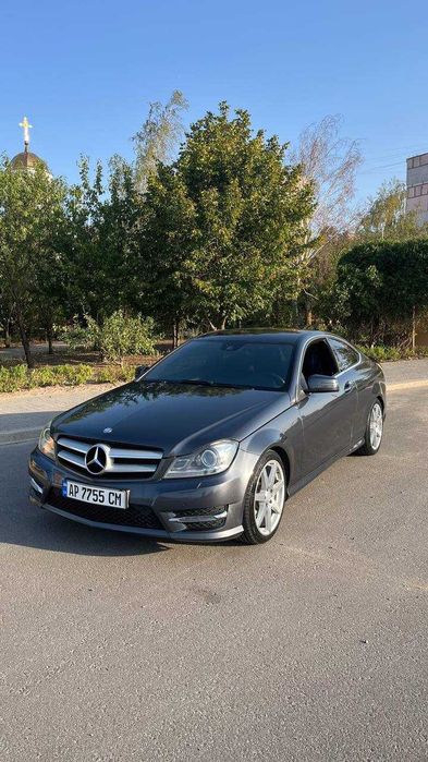 Mercedes-Benz C250 Coupe