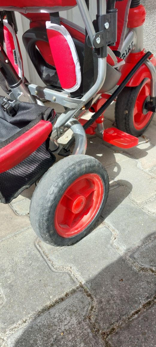 BABY MIX Rowerek trójkołowy z światłami led LUX TRIKE czerwony