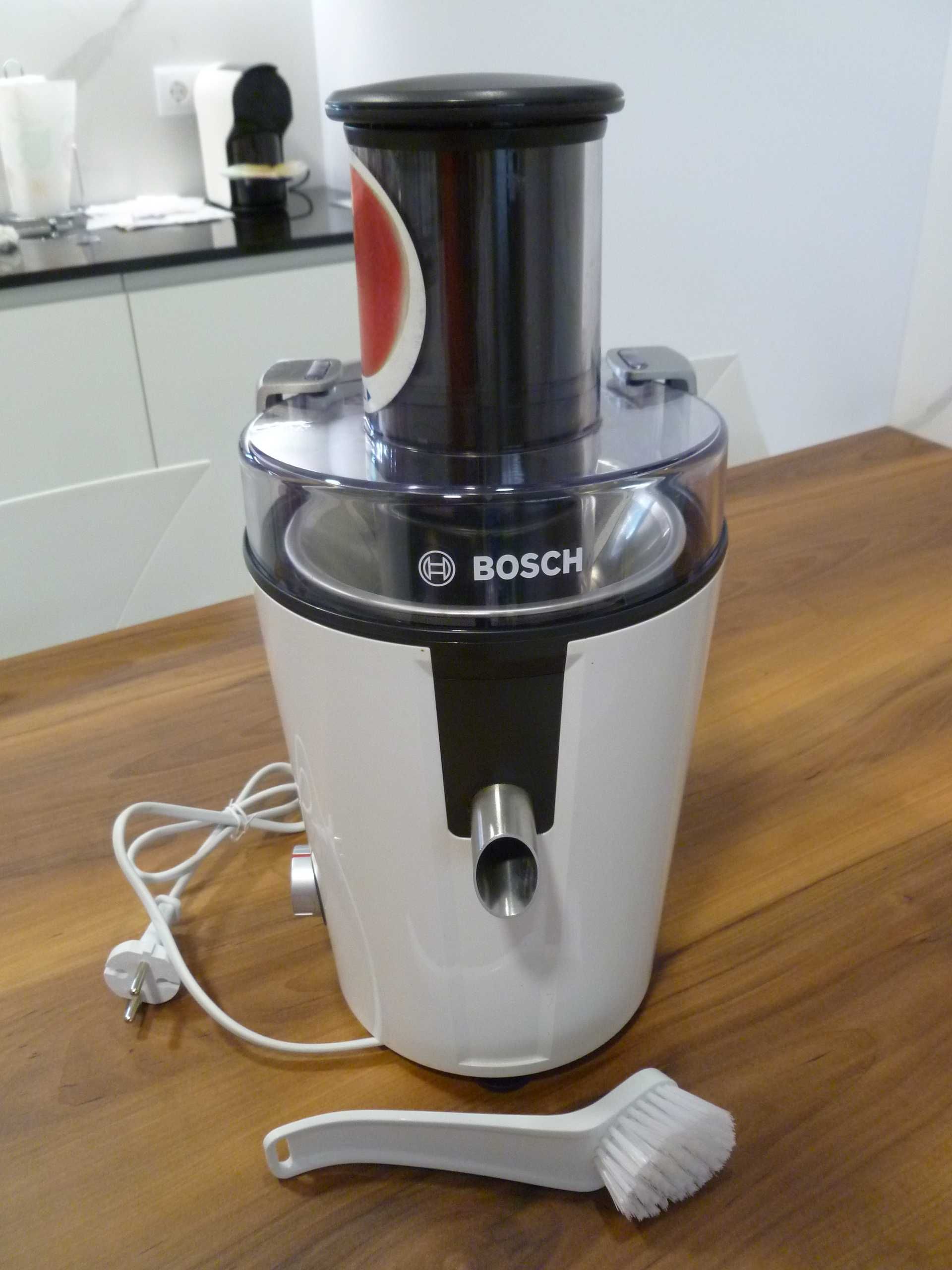 Máquina Sumos Centrifugadora Bosch STYLINE